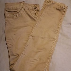 d. Jeans khaki jeggings